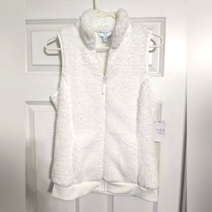 Time and Tru white Sherpa vest